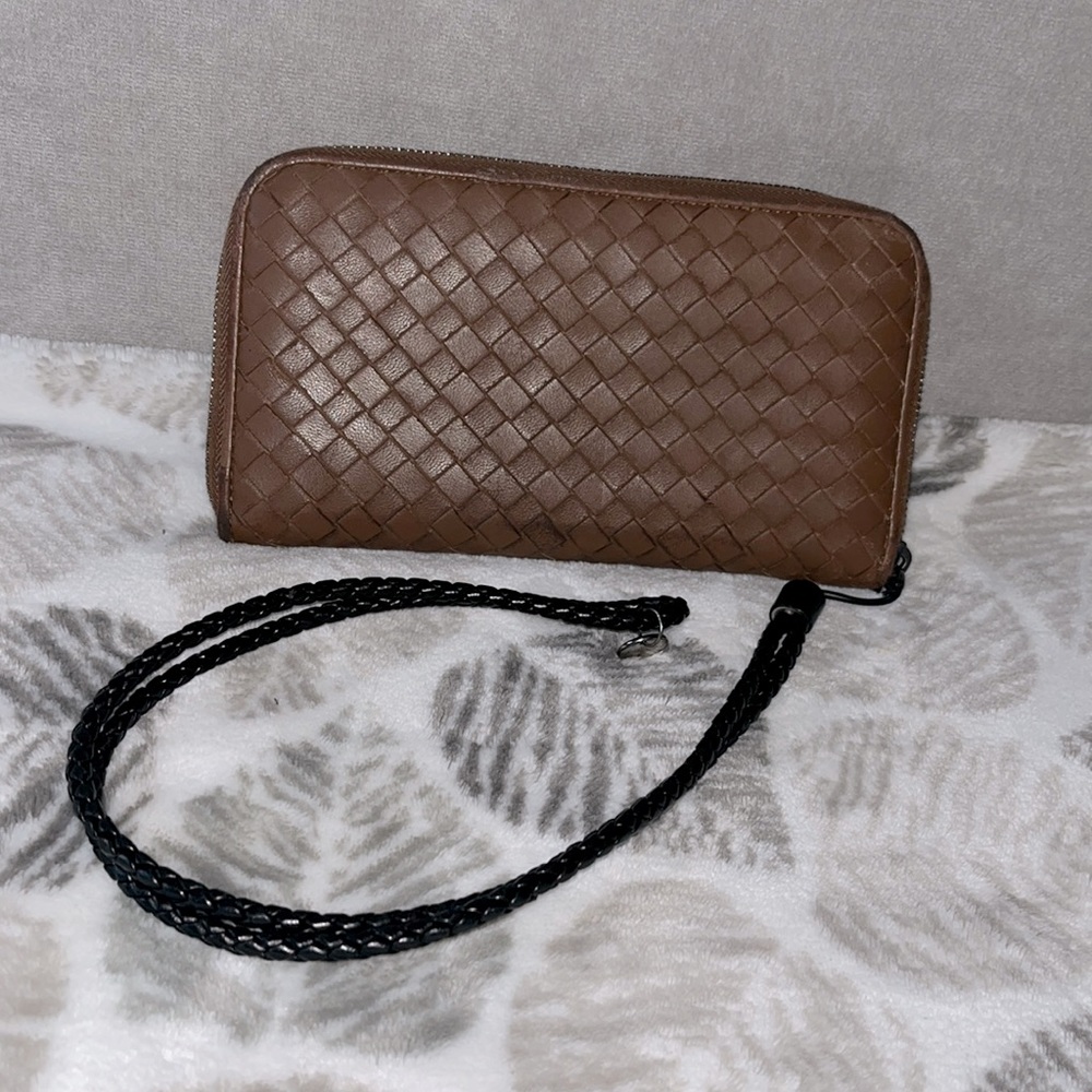 Authentic Bottega Veneta Zippy long wallet